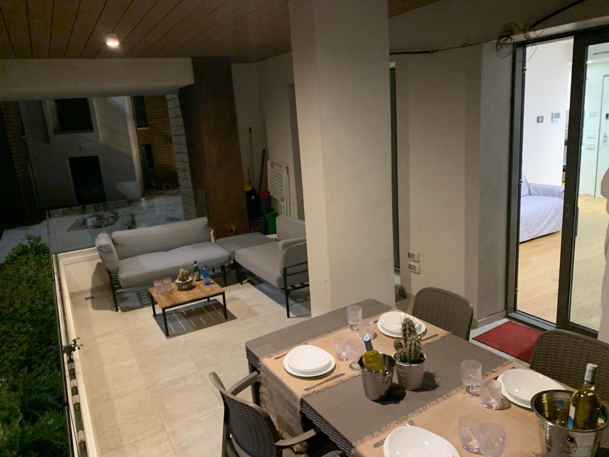Venere Smeralda Living Apartment
